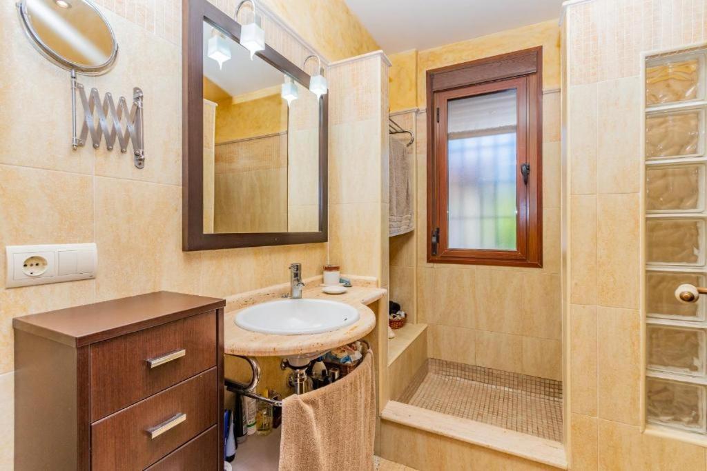 Preciosa Casa Rural A Un Paso Del Centro Villa Málaga Esterno foto